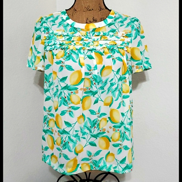 ELLE Lemon print graphics ruffle frontshort sleeve Small EUC travel fruity - Picture 2 of 7